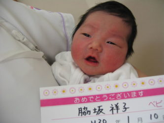 脇坂　茉那（まな）ちゃん